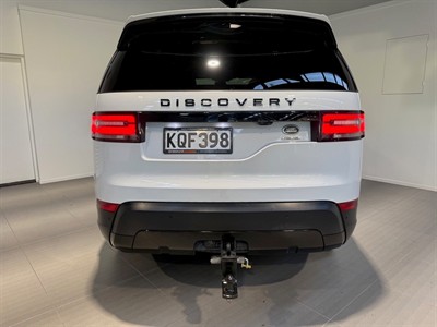 2017 Land Rover Discovery - Thumbnail