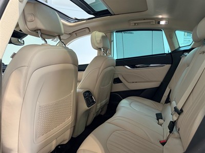 2020 Maserati Levante - Thumbnail