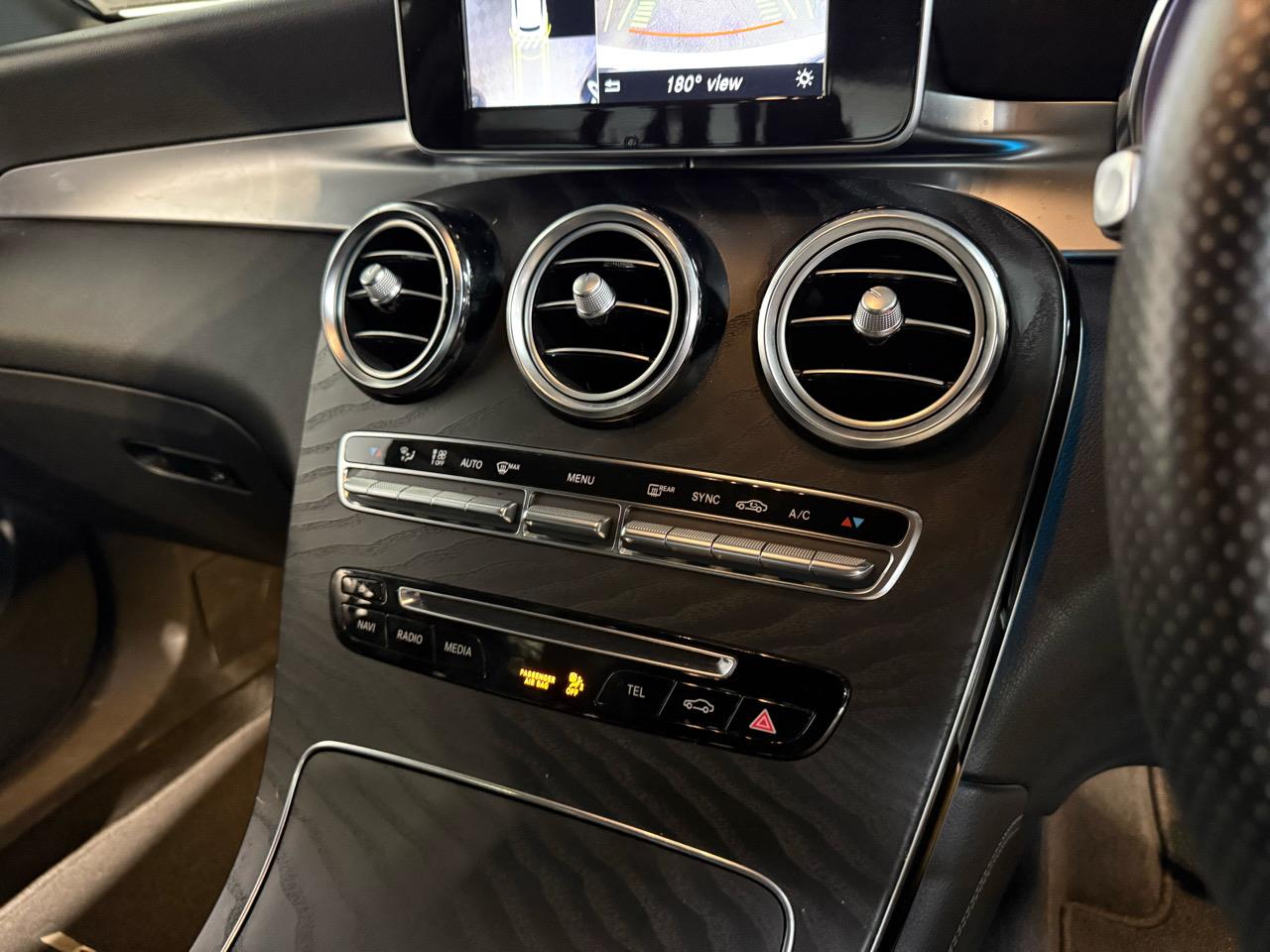 2018 Mercedes-Benz GLC 220