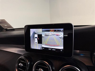 2018 Mercedes-Benz GLC 220 - Thumbnail