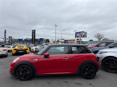 2015 Mini Cooper S - Thumbnail