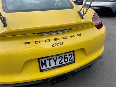 2016 Porsche Cayman - Thumbnail