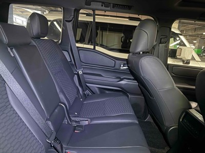 2024 Toyota Land Cruiser Prado - Thumbnail