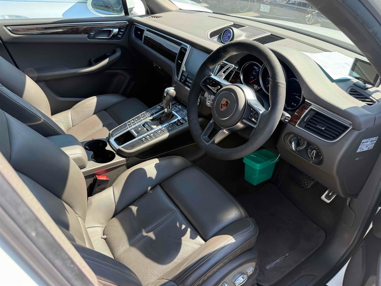 2017 Porsche Macan