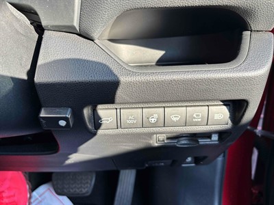 2020 Toyota Rav4 - Thumbnail