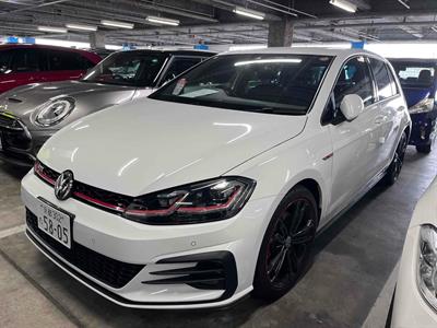 2019 Volkswagen Golf - Thumbnail
