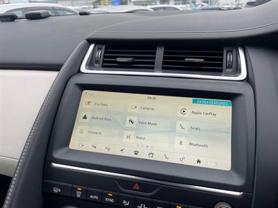 2018 Jaguar E-Pace - Thumbnail