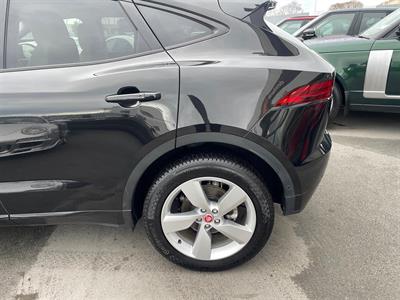 2018 Jaguar E-Pace - Thumbnail