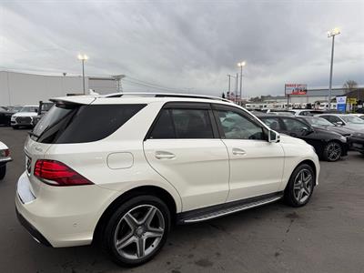 2015 Mercedes-Benz GLE 350d - Thumbnail