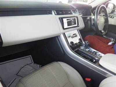2019 Land Rover Range Rover Sport - Thumbnail
