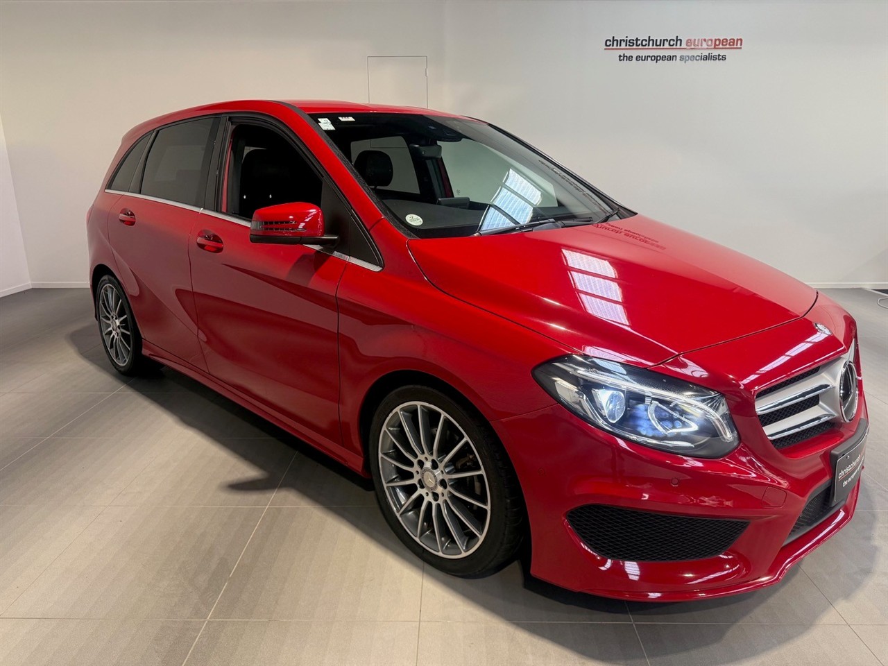 2016 Mercedes-Benz B 180