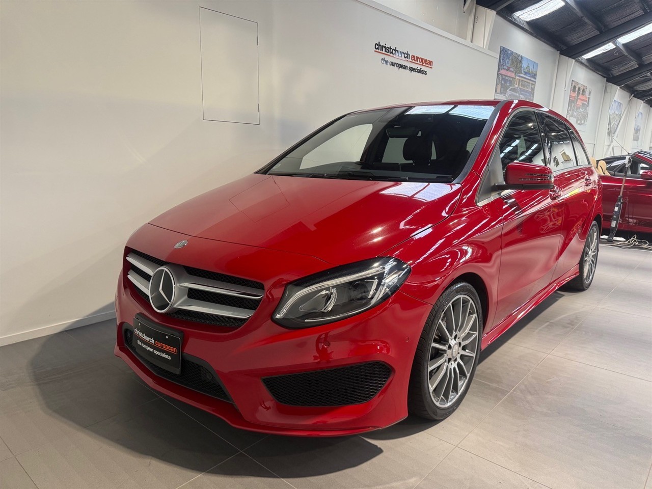 2016 Mercedes-Benz B 180