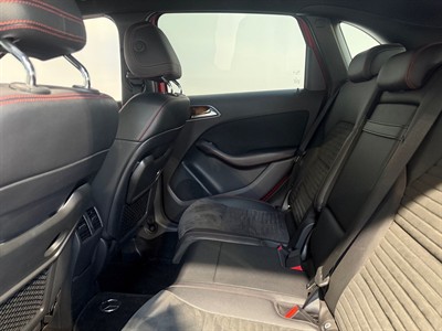 2016 Mercedes-Benz B 180 - Thumbnail