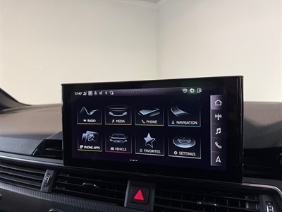 2021 Audi RS4 - Thumbnail