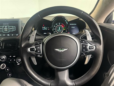 2018 Aston Martin Vantage - Thumbnail