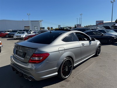 2011 Mercedes-Benz C 63 - Thumbnail