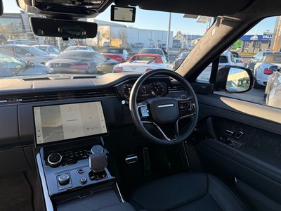2023 Land Rover Range Rover - Thumbnail