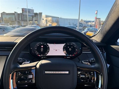 2023 Land Rover Range Rover - Thumbnail