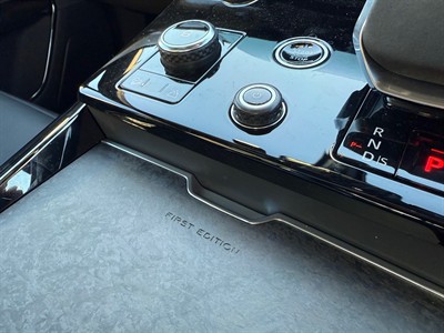2023 Land Rover Range Rover - Thumbnail