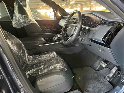 2023 Land Rover Range Rover - Thumbnail
