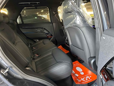 2023 Land Rover Range Rover - Thumbnail