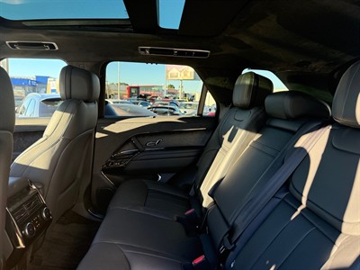 2023 Land Rover Range Rover - Thumbnail