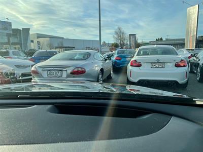 2017 Mercedes-Benz E 220 - Thumbnail