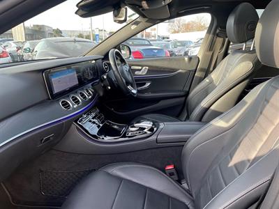 2017 Mercedes-Benz E 220 - Thumbnail