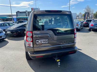 2011 Land Rover Discovery - Thumbnail