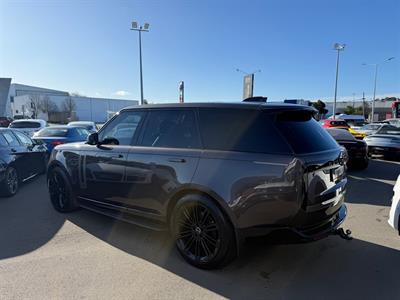 2022 Land Rover Range Rover - Thumbnail