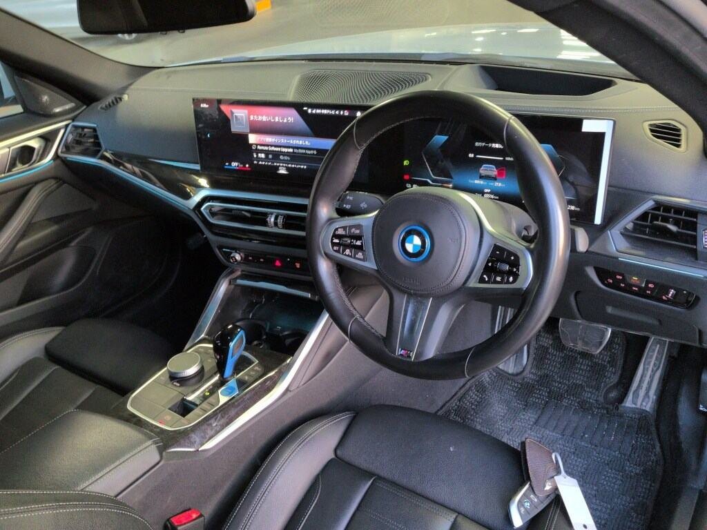 2022 BMW i4