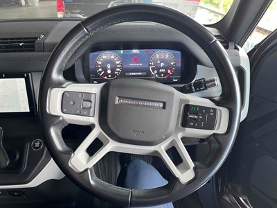 2021 Land Rover Defender - Thumbnail
