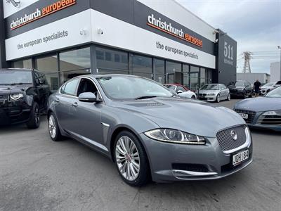 2016 Jaguar XF - Thumbnail