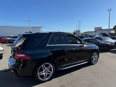 2013 Mercedes-Benz ML 500 - Thumbnail