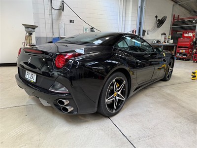 2015 Ferrari California - Thumbnail