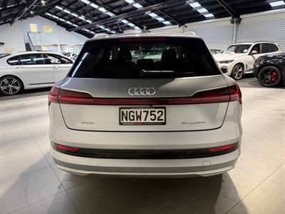 2021 Audi E-Tron - Thumbnail