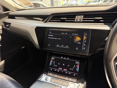 2021 Audi E-Tron - Thumbnail