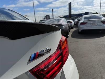 2015 BMW M4 - Thumbnail