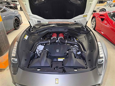 2016 Ferrari California - Thumbnail