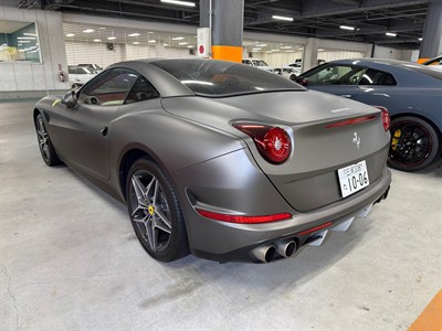 2016 Ferrari California - Thumbnail