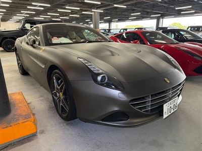 2016 Ferrari California - Thumbnail