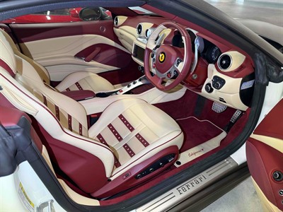 2016 Ferrari California - Thumbnail