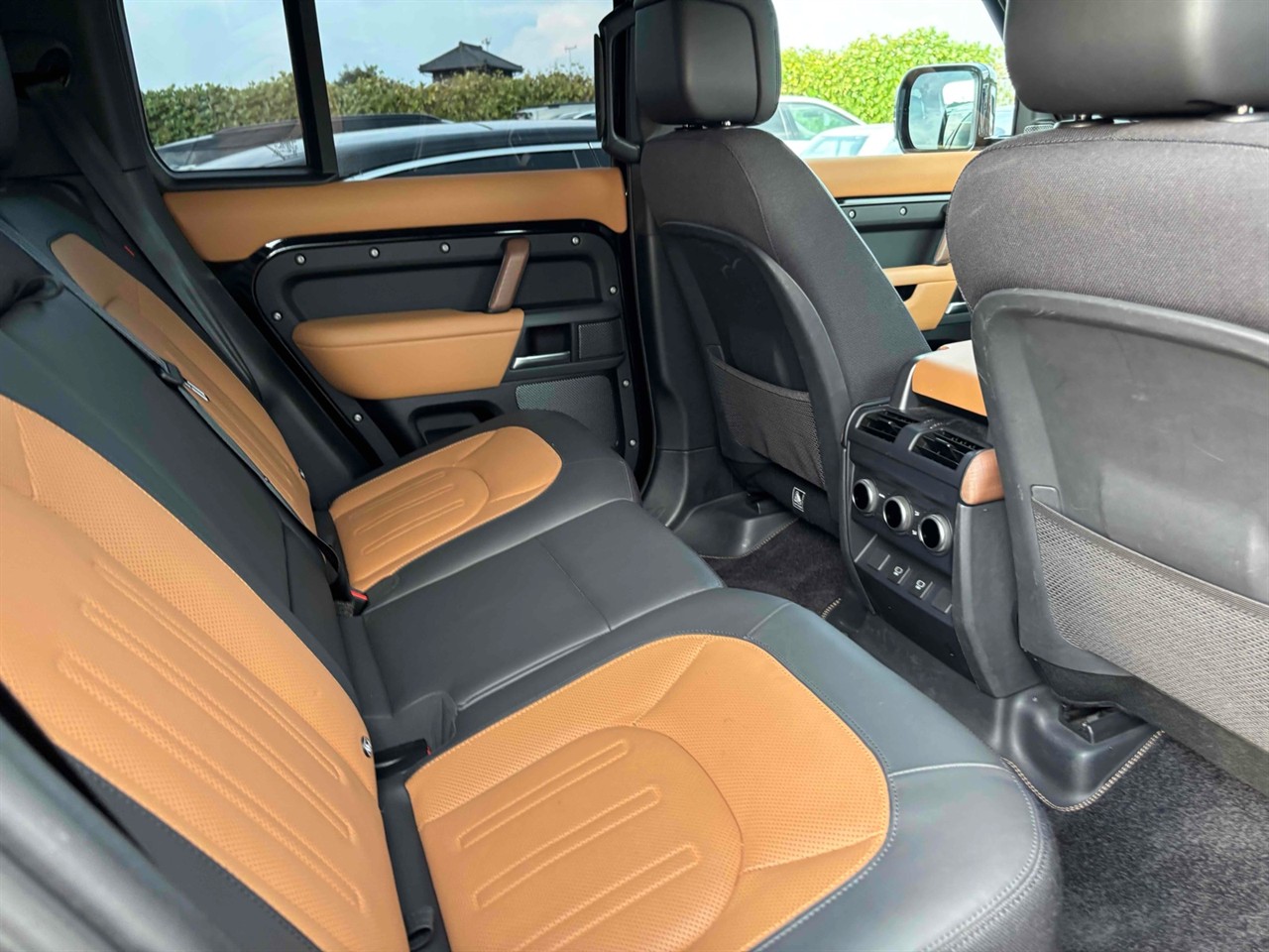 2022 Land Rover Defender