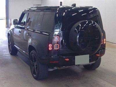 2022 Land Rover Defender - Thumbnail