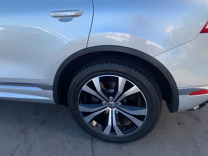 2017 Volkswagen Touareg