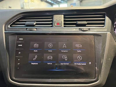 2019 Volkswagen Tiguan - Thumbnail