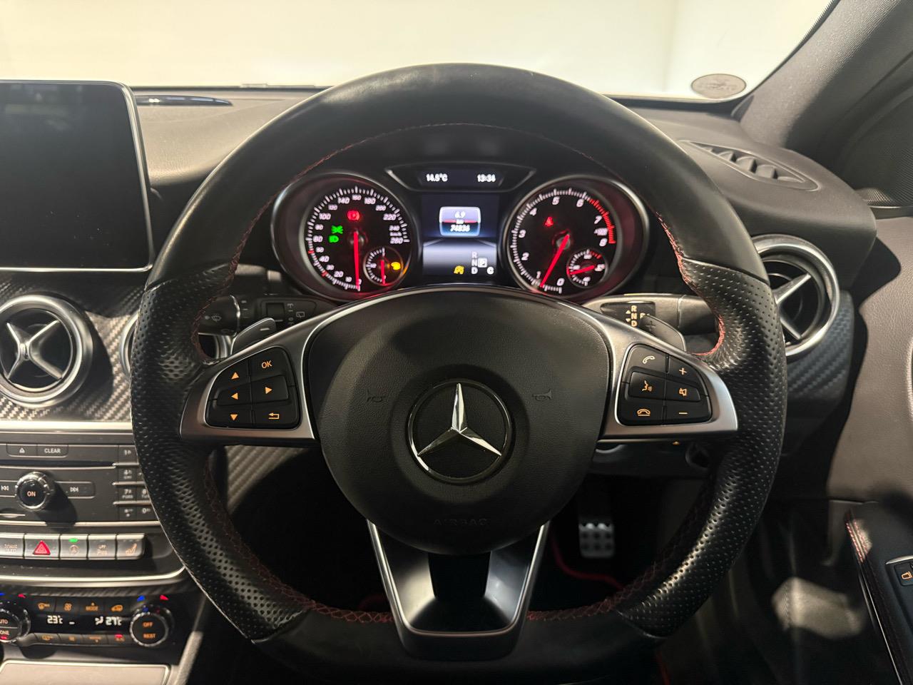 2015 Mercedes-Benz A 180