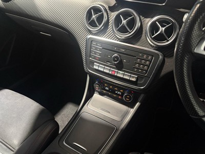 2015 Mercedes-Benz A 180 - Thumbnail