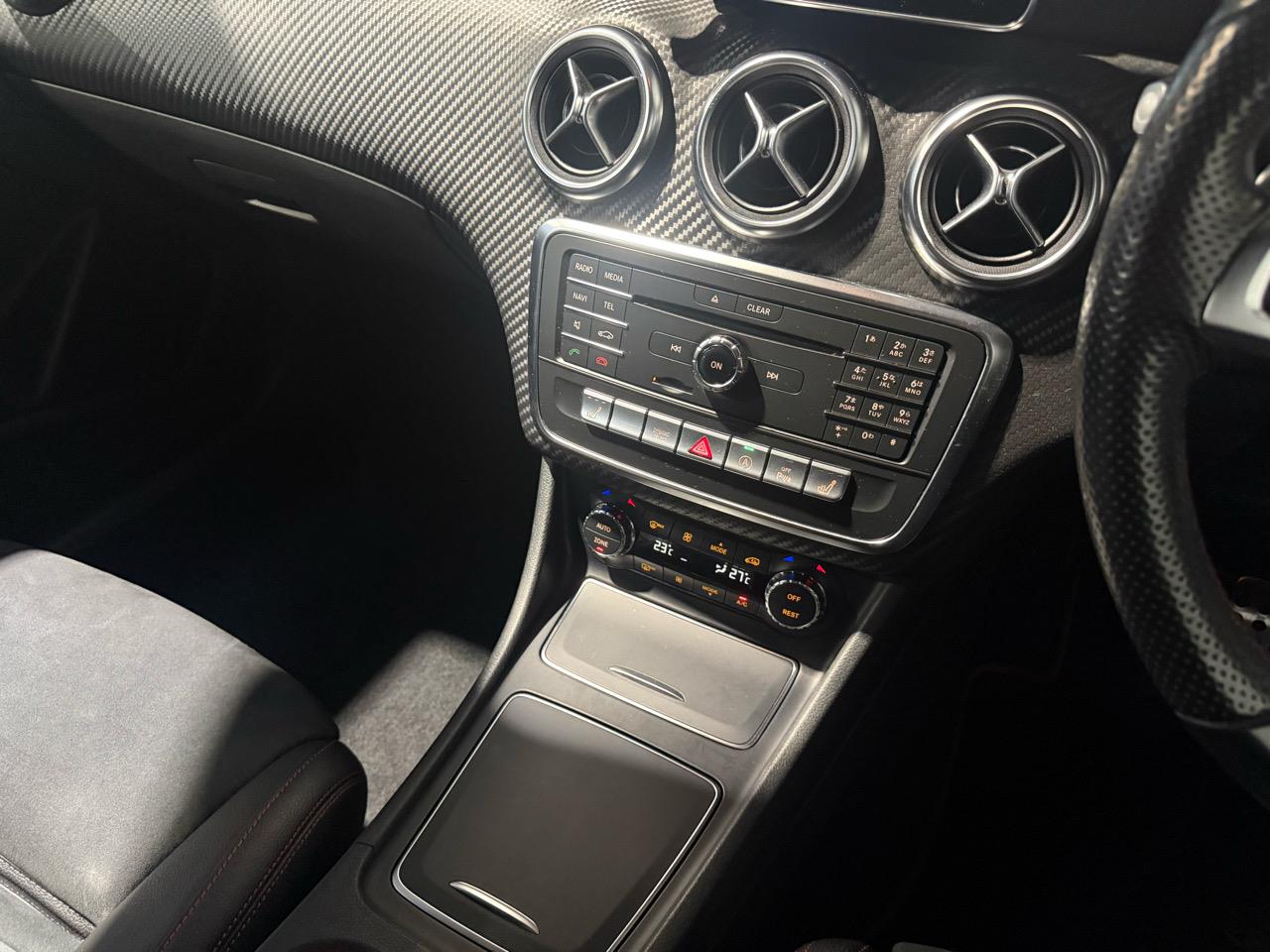 2015 Mercedes-Benz A 180