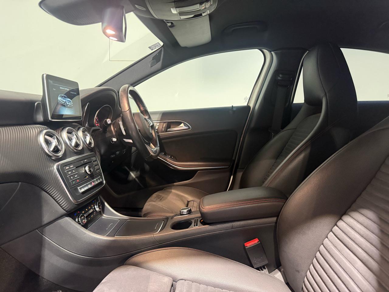 2015 Mercedes-Benz A 180